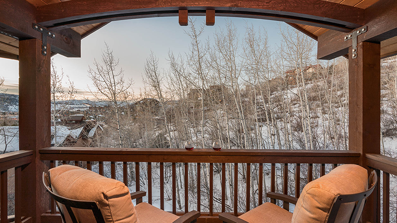 Chalet Fuego, Pet-Friendly Vacation Home in Steamboat Springs