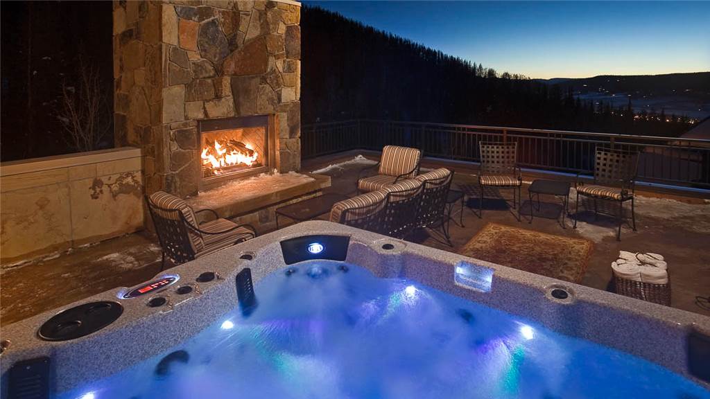 steamboat private hot tubs